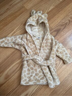 Plush Giraffe Hooded Kids Robe - Beige
